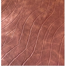 Переплетный кожзам коричневый с тиснением под крокодила 33х70 см
