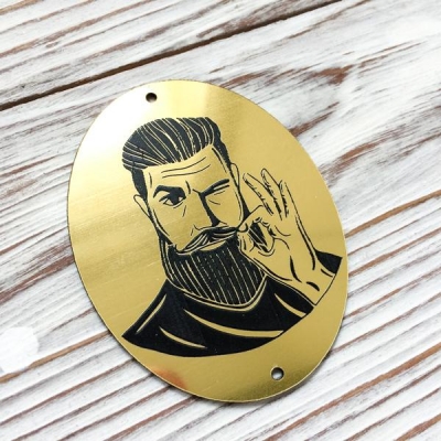 Табличка с бородачом овальная, золото, 5,5х7 см